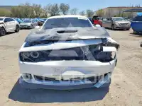 2016 Dodge CHALLENGER photo