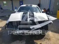 2016 Dodge CHALLENGER photo