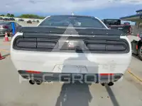 2016 Dodge CHALLENGER photo