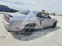 2016 Dodge CHALLENGER фото