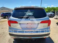 2016 Honda PILOT photo