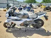 2016 Honda CBR photo