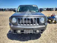 2016 Jeep PATRIOT photo