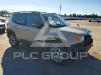 2016 Jeep Renegade photo