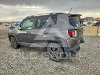 2016 Jeep Renegade photo