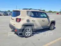 2016 Jeep Renegade photo