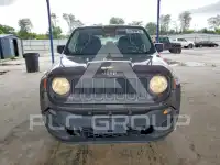 2016 Jeep Renegade photo