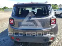 2016 Jeep Renegade photo
