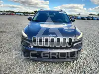 2016 Jeep CHEROKEE photo