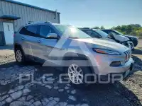 2016 Jeep CHEROKEE photo
