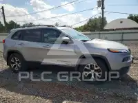 2016 Jeep CHEROKEE фото