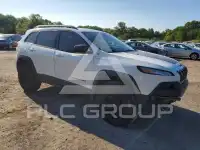 2016 Jeep CHEROKEE фото