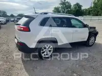 2016 Jeep CHEROKEE photo