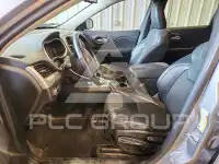 2016 Jeep CHEROKEE фото