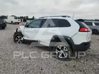 2016 Jeep CHEROKEE photo