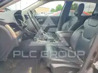 2016 Jeep CHEROKEE фото