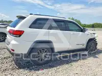 2016 Jeep CHEROKEE photo