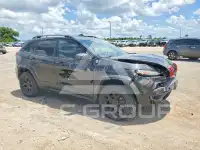 2016 Jeep CHEROKEE фото
