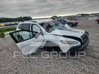 2016 Jeep CHEROKEE photo