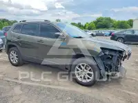 2016 Jeep CHEROKEE photo