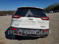 2016 Jeep CHEROKEE фото