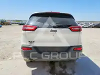2016 Jeep CHEROKEE photo