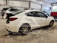 2016 Mazda 3 photo