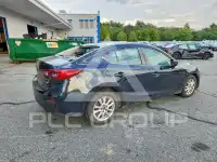 2016 Mazda 3 photo