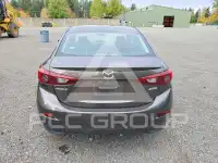 2016 Mazda 3 фото