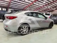 2016 Mazda 3 фото