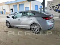 2016 Mazda 3 фото