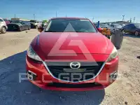2016 Mazda 3 photo