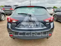 2016 Mazda 3 photo