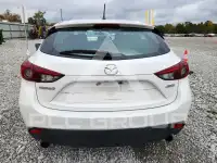 2016 Mazda 3 photo