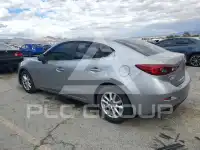 2016 Mazda 3 photo