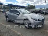 2016 Mazda 3 photo