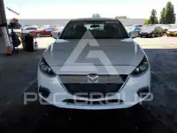 2016 Mazda 3 photo