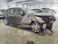 2016 Mazda 3 photo