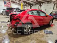 2016 Mazda 3 фото