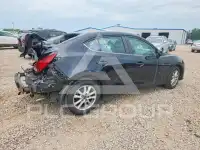2016 Mazda 3 photo