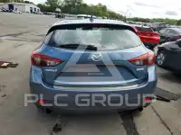 2016 Mazda 3 photo