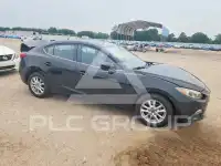 2016 Mazda 3 photo