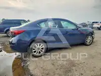 2016 Mazda 3 photo