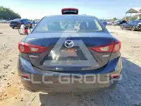 2016 Mazda 3 photo