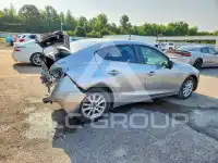 2016 Mazda 3 фото