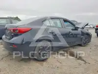 2016 Mazda 3 photo