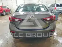 2016 Mazda 3 photo