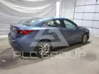2016 Mazda 3 photo