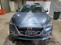 2016 Mazda 3 photo