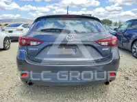 2016 Mazda 3 photo